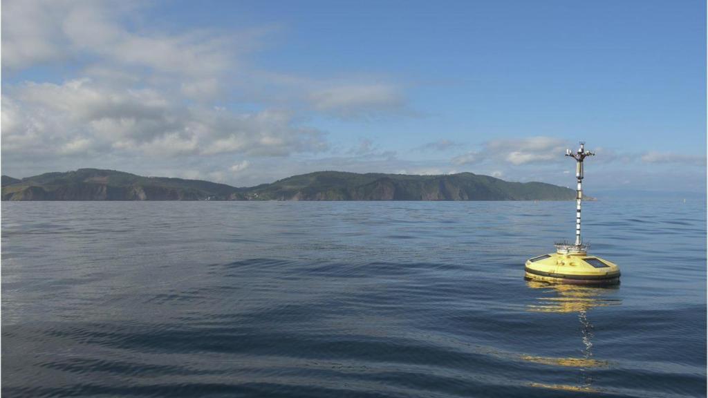 Dispositivo en las aguas de la zona de experimentación marina Bimep