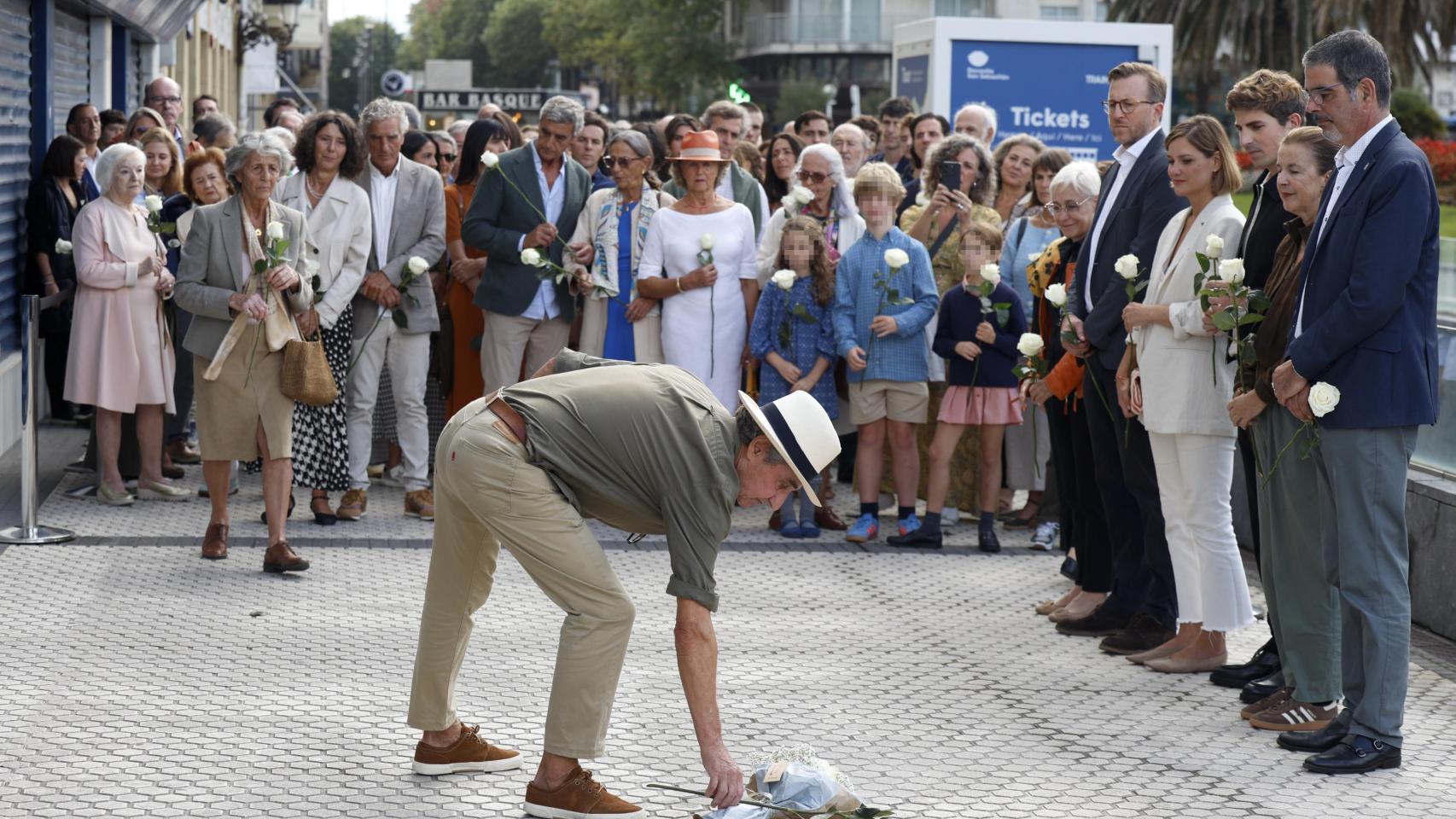 Familiares del coronel de Infantería Diego Fernández-Montes, asesinado por ETA en 1978,