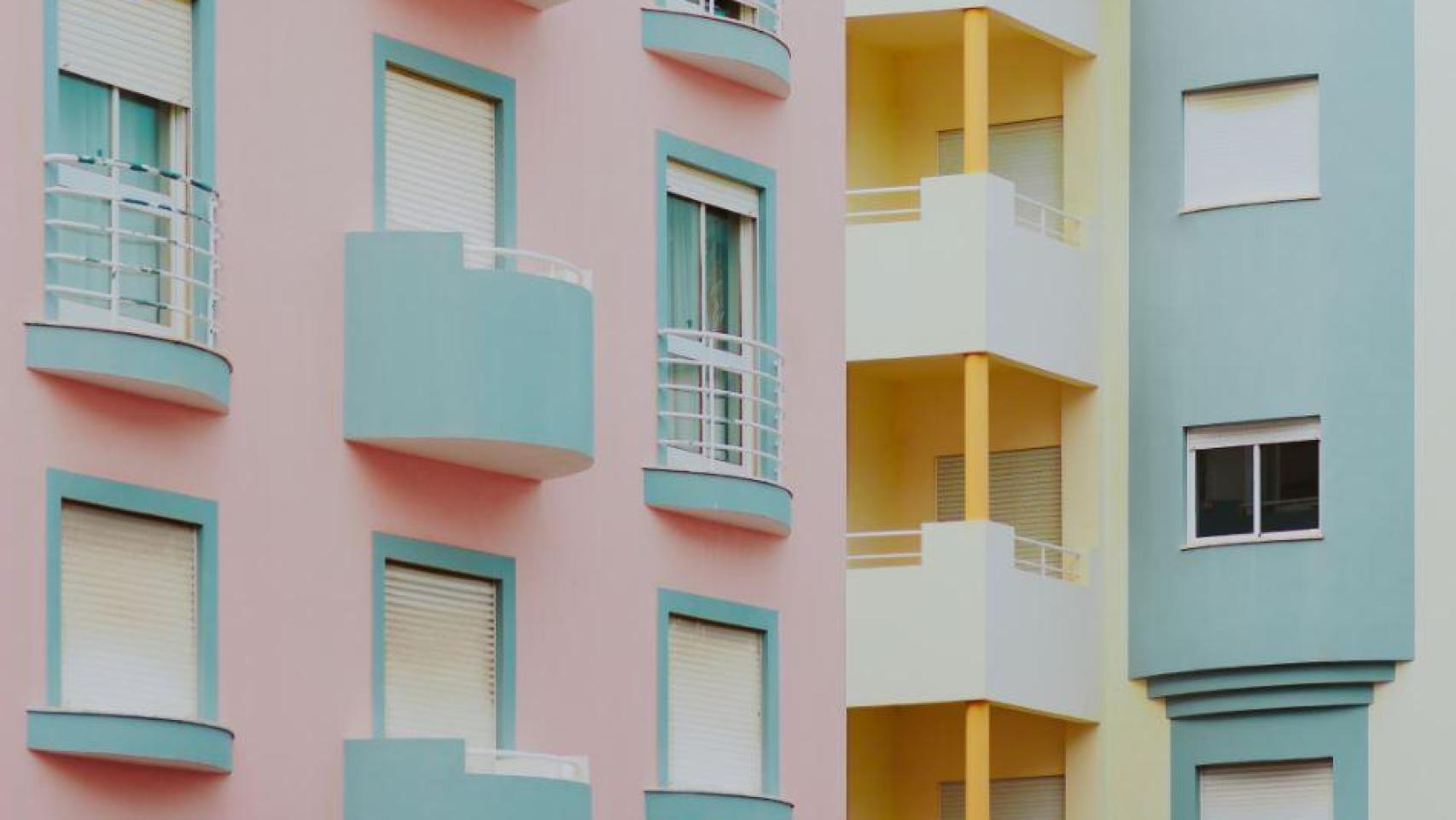 Edificio reformado por Mitxel Kolor