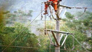 Los enchufes de Mercedes y Arrigorriaga apuntan a 2027 y condicionan dos de los grandes proyectos industriales