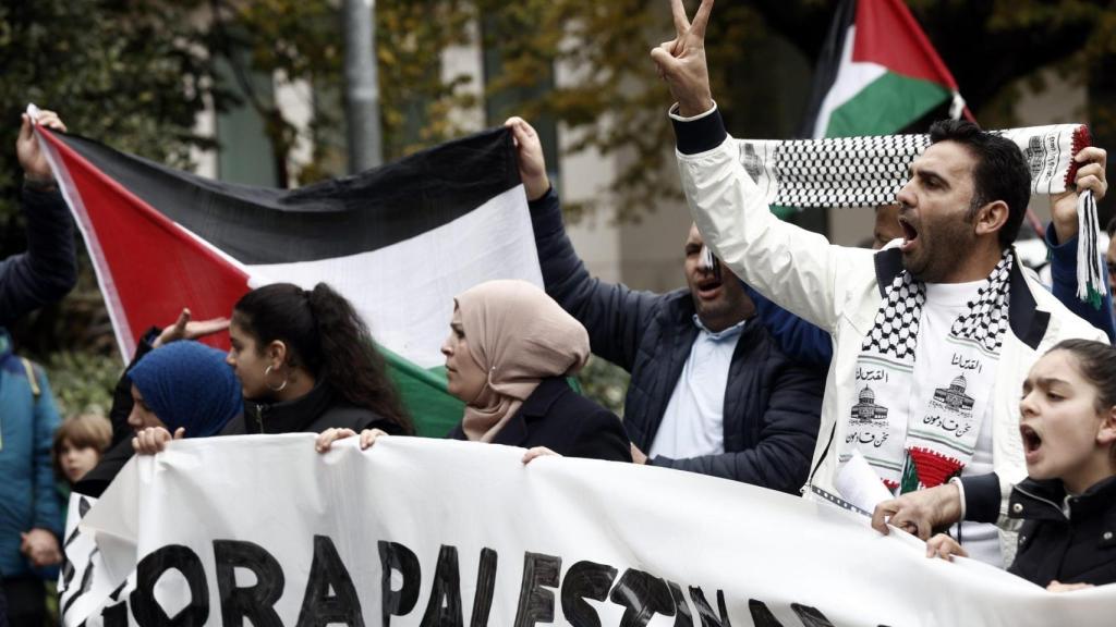 Los sindicatos se examinan por Palestina: primer paro de la época Pradales