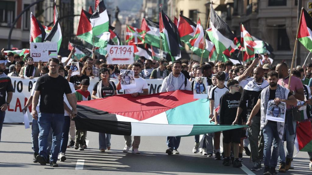 Un momento de la manifestación que ha recorrido este miércoles las calles de Bilbao