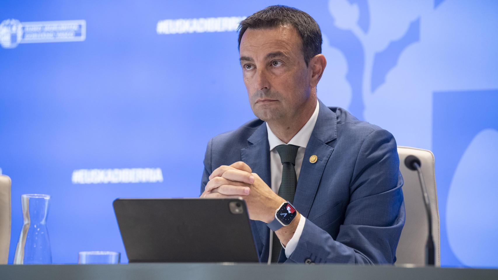 El vicelehendakari y consejero de Economía, Trabajo y Empleo, Mikel Torres