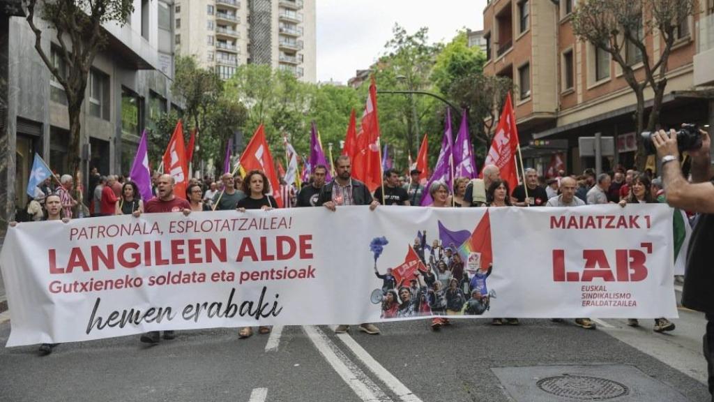 Los sindicatos anuncian protestas y demandas contra Confebask tras fracasar las vías para un SMI vasco