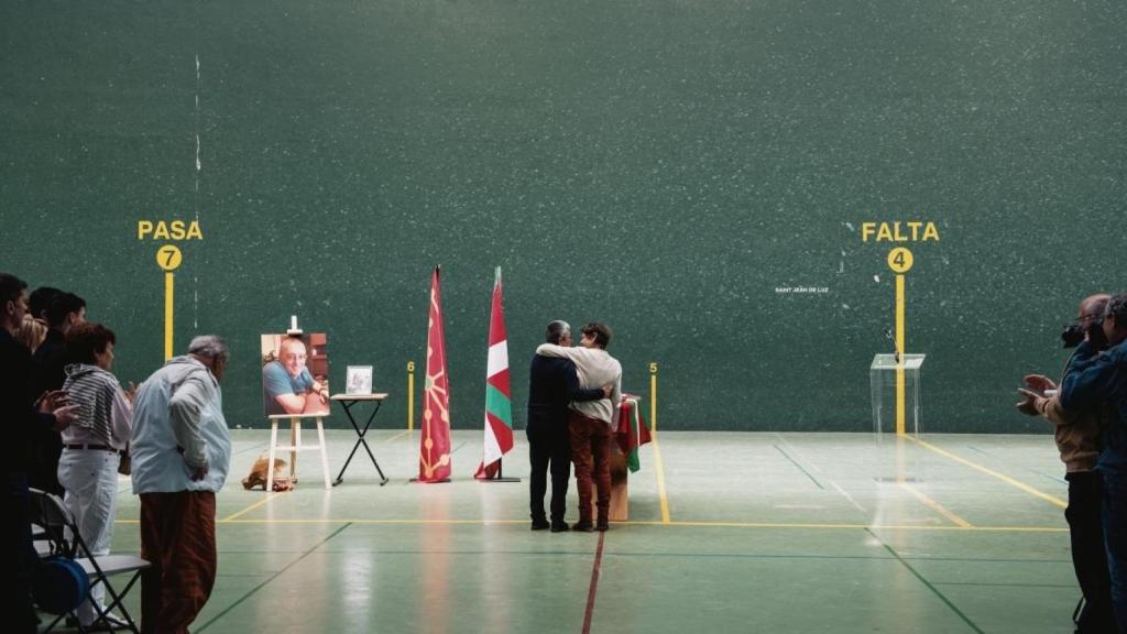 Homenaje a Jakes Esnal en San Juan de Luz.