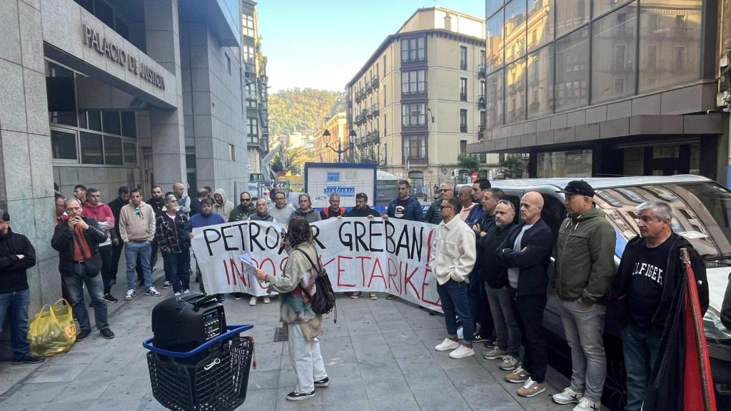 Concentración convocada por el sindicato TU en Bilbao