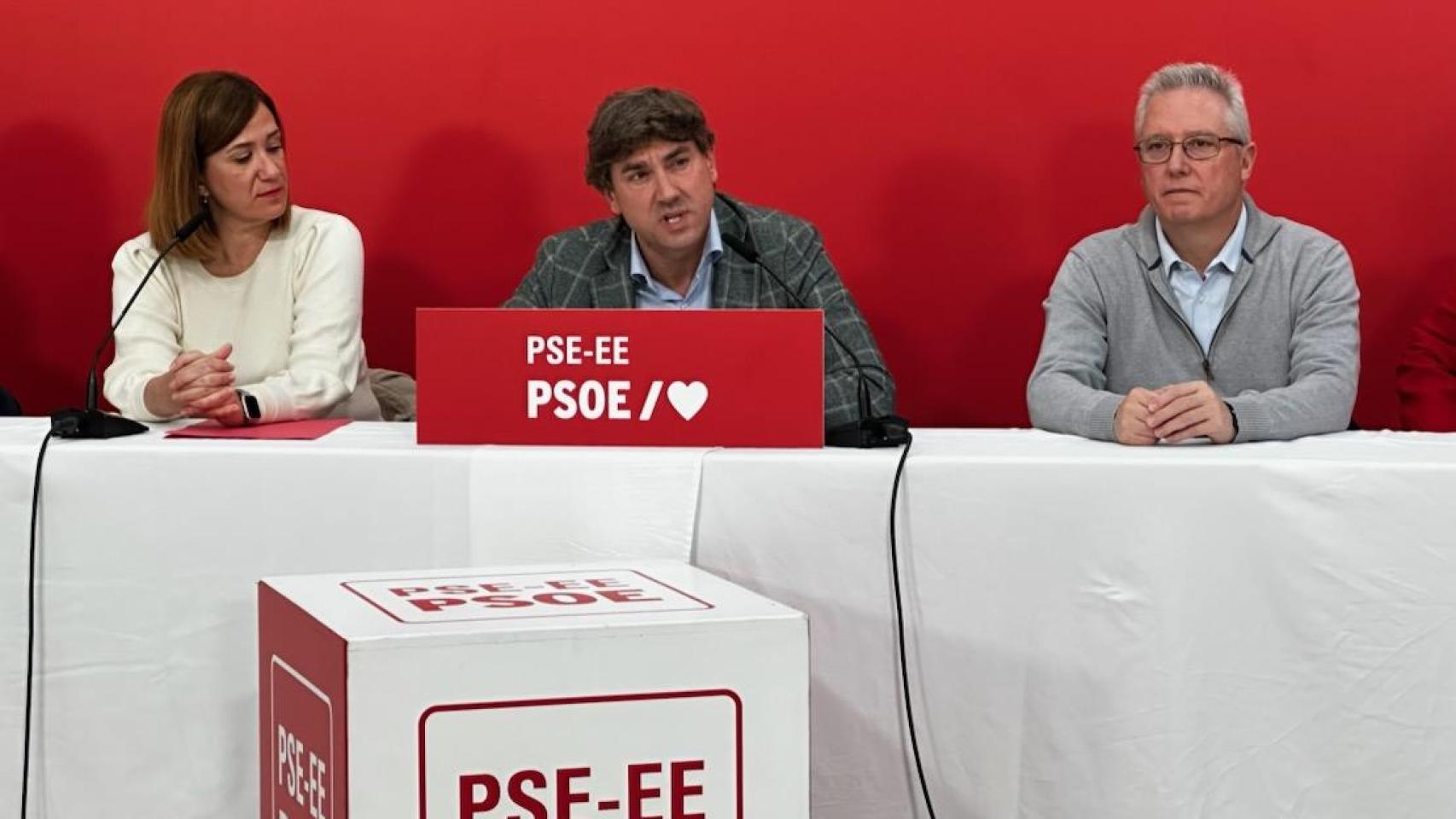 Andueza defiende los consensos amplios que den estabilidad entre dardos a PNV y Bildu