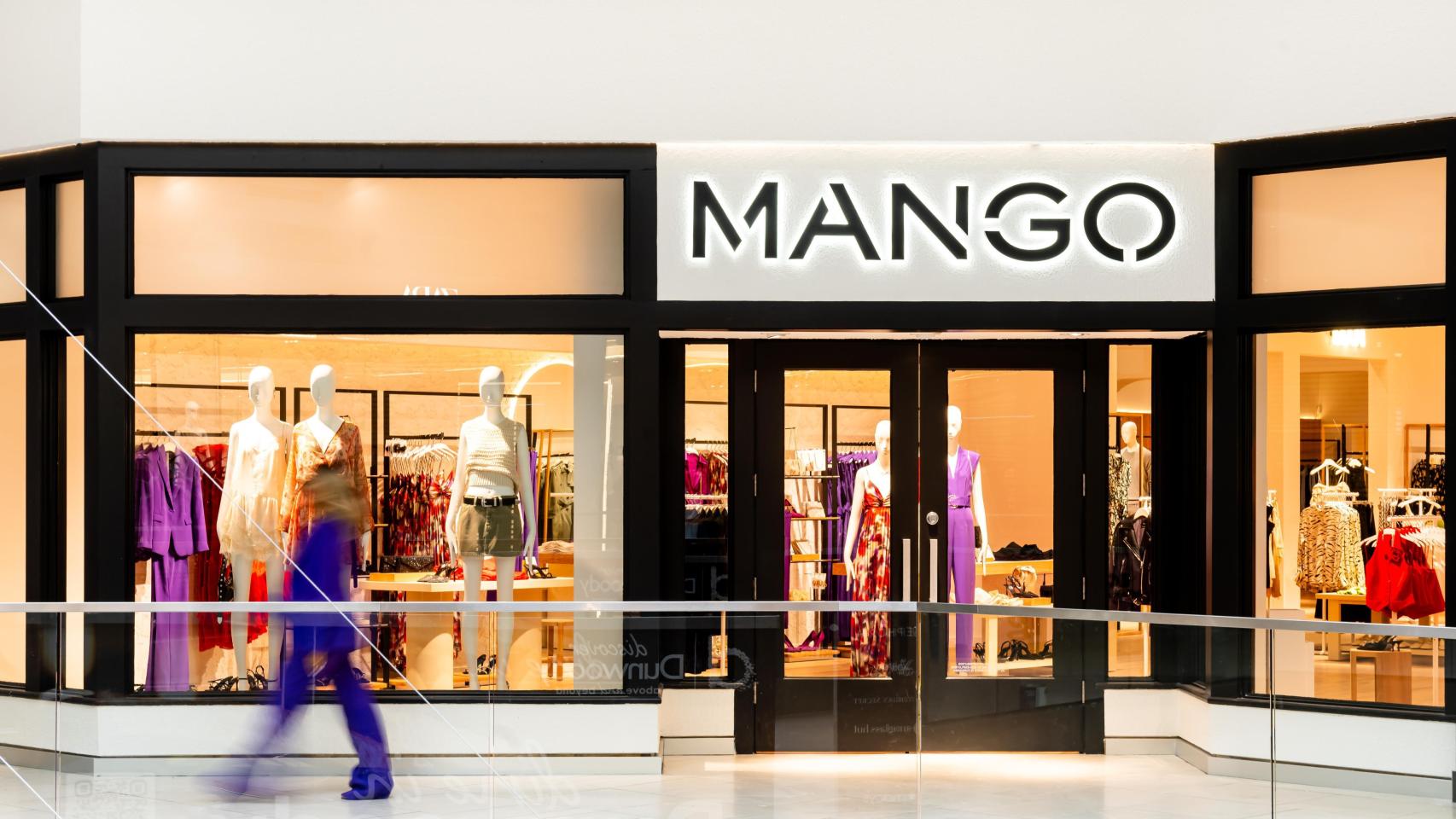 Una tienda de Mango.