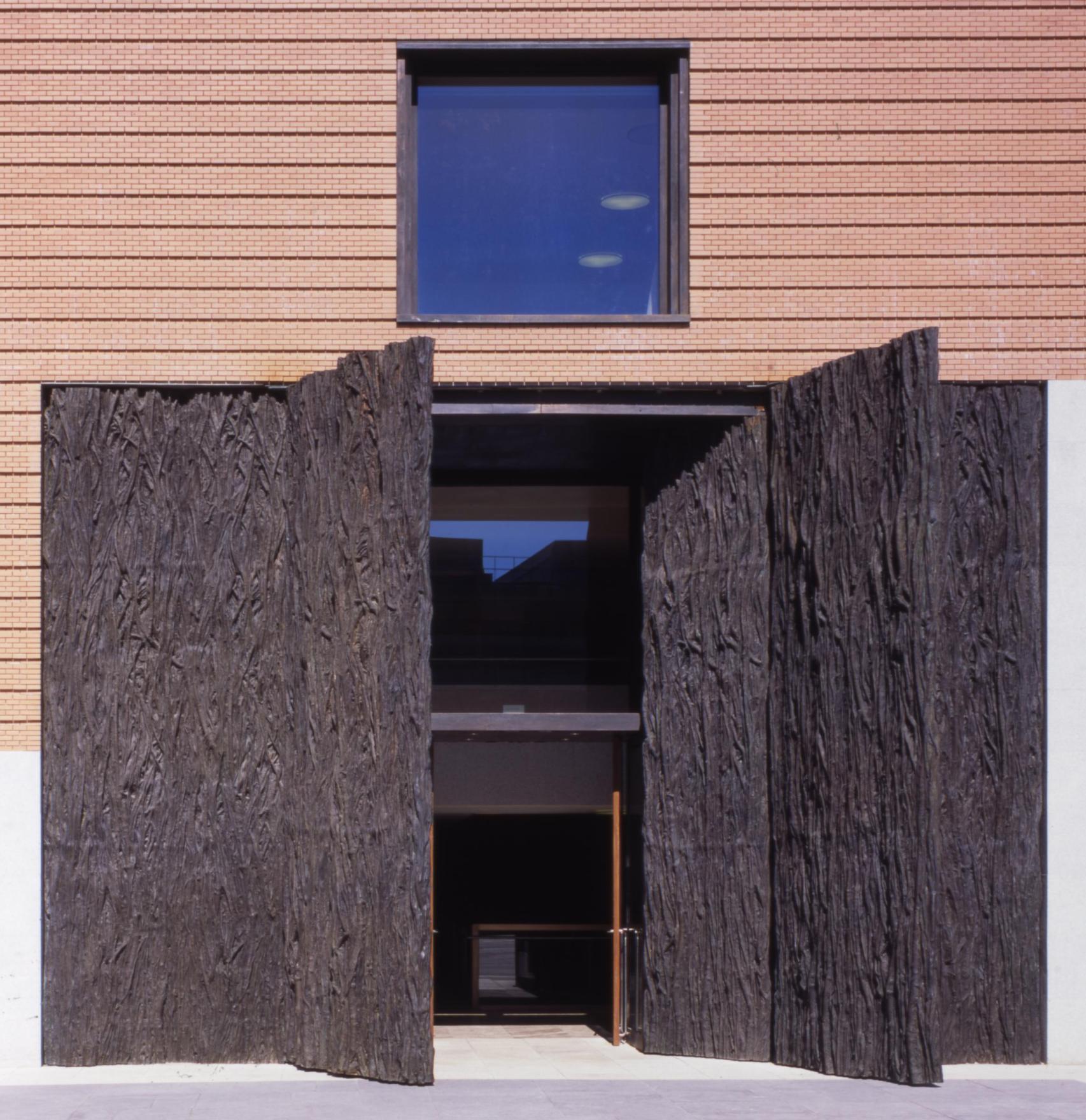 Pasaje en el Museo Del Prado, por Cristina Iglesias