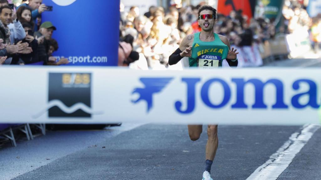 El atleta Raúl celada se proclama campeón de la 60.ª edición de la Behobia