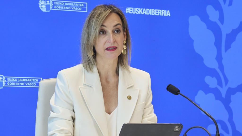 La consejera de Autogobierno y portavoz del Gobierno vasco, María Ubarretxena