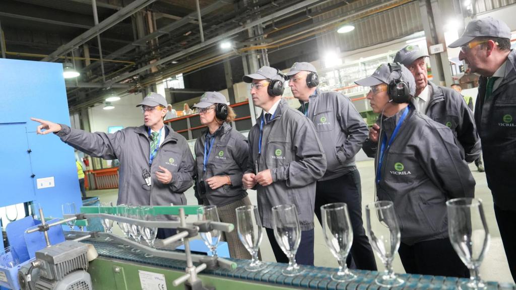 Imanol Pradales encabeza la visita institucional a Vicrila