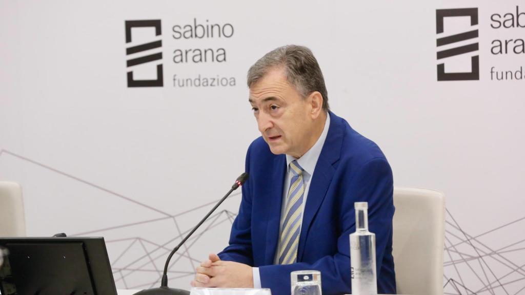 El líder del PNV, Aitor Esteban, en el seminario 'Los Archivos, las otras víctimas de la dictadura, 50 años después de la muerte de Franco'