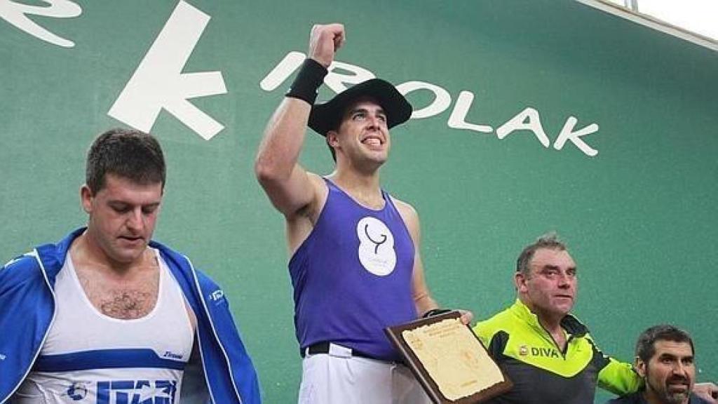 Atutxa, tras proclamarse vencedor en el Campeonato de Euskadi.