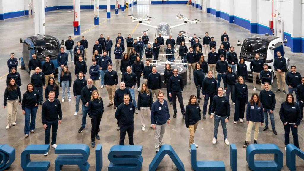 Trabajadores de Crisalion Mobility, con sede en Bilbao e instalaciones en Madrid / X