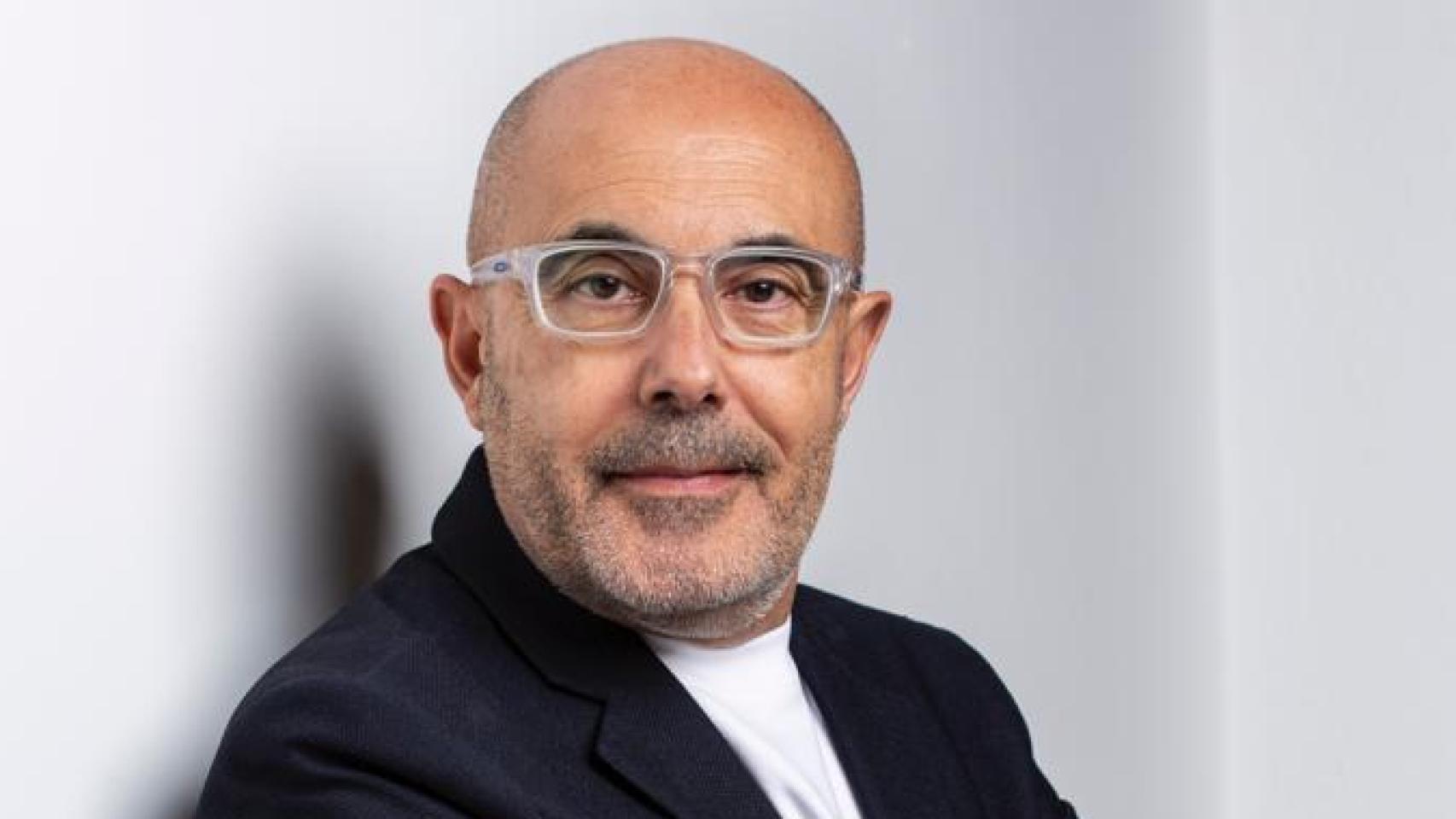 Escaparate de una tienda en Black Friday en una imagen de archivo