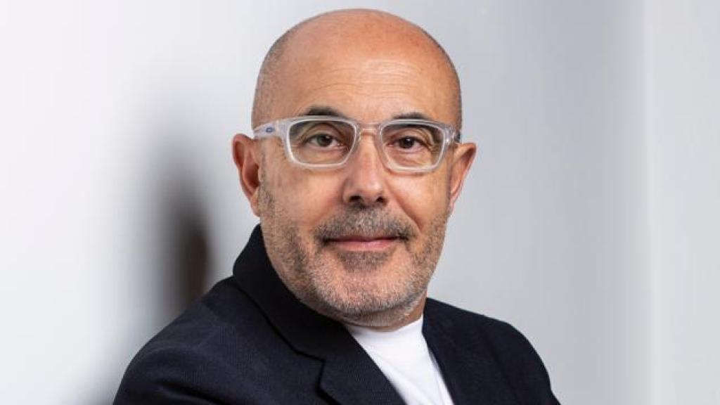 Escaparate de una tienda en Black Friday en una imagen de archivo