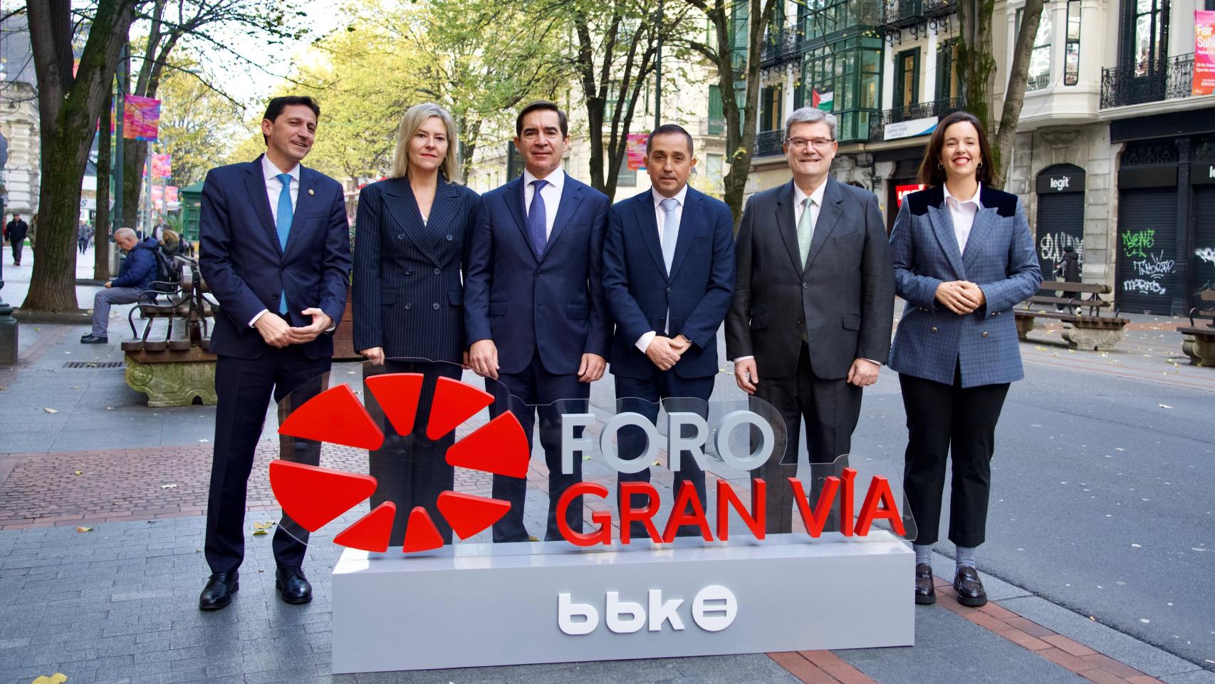 Carlos Torres, de BBVA, ha participado en un foro económico de BBK