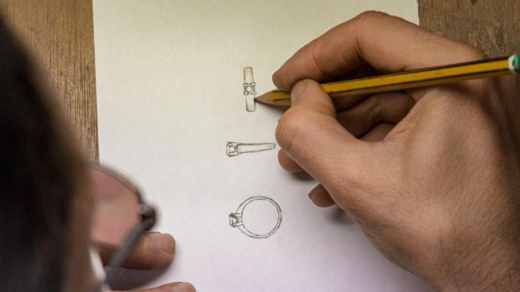 Boceto de un anillo con diamante de Joyería Zuluaga