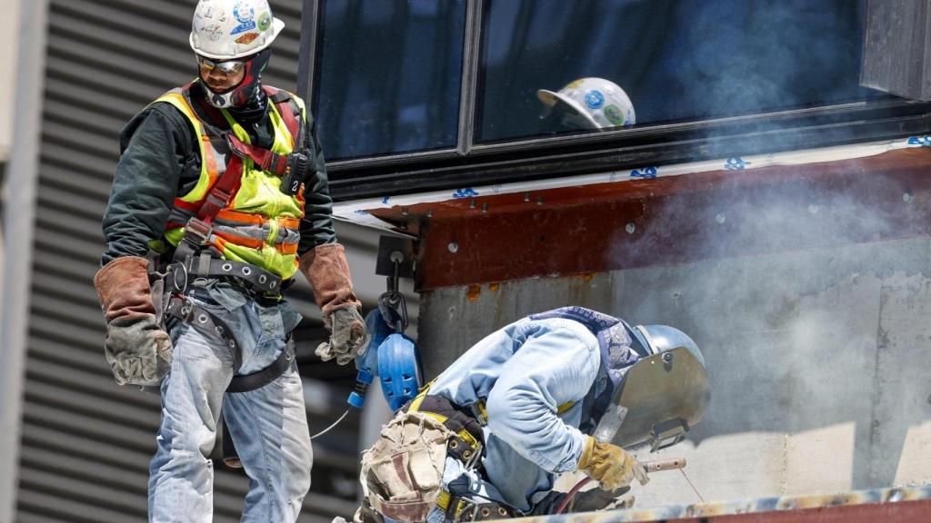 El Gobierno vasco ha tramitado 9.500 expedientes de permisos de trabajo para extranjeros