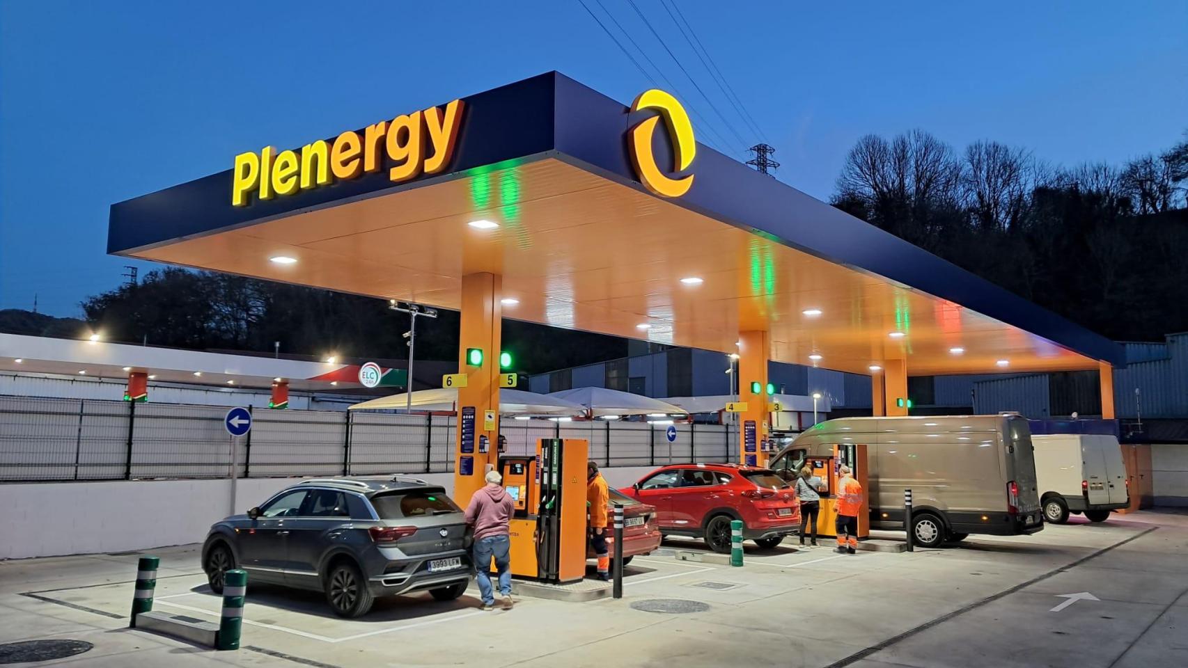 Estación de servicio recién abierta en Donostia.