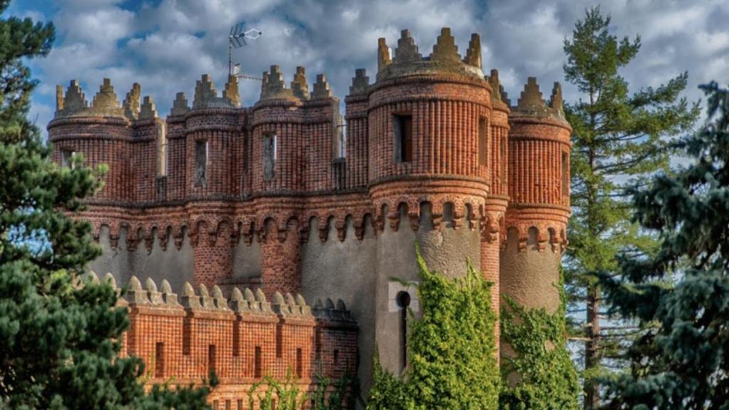 El exclusivo castillo cerca de Bilbao que puedes comprar por 6 millones de euros.