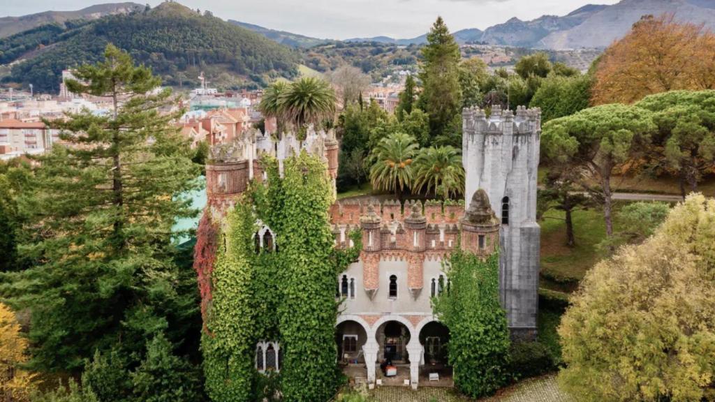 El castillo por fuera.