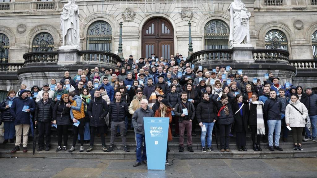 Representantes de Sare han ofrecido este sábado en Bilbao información sobre la movilización