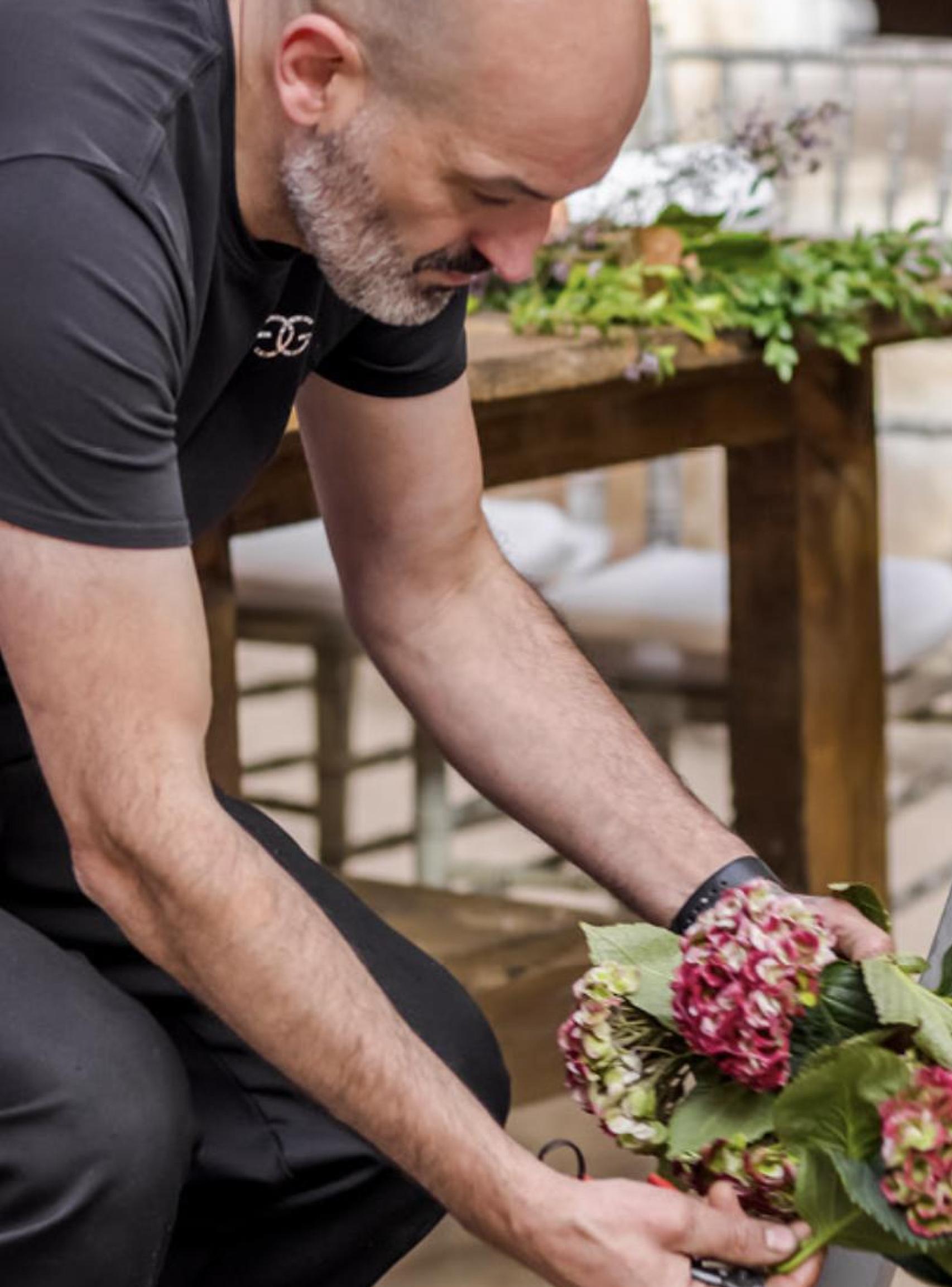 El artista floral, José Ángel Colmenero