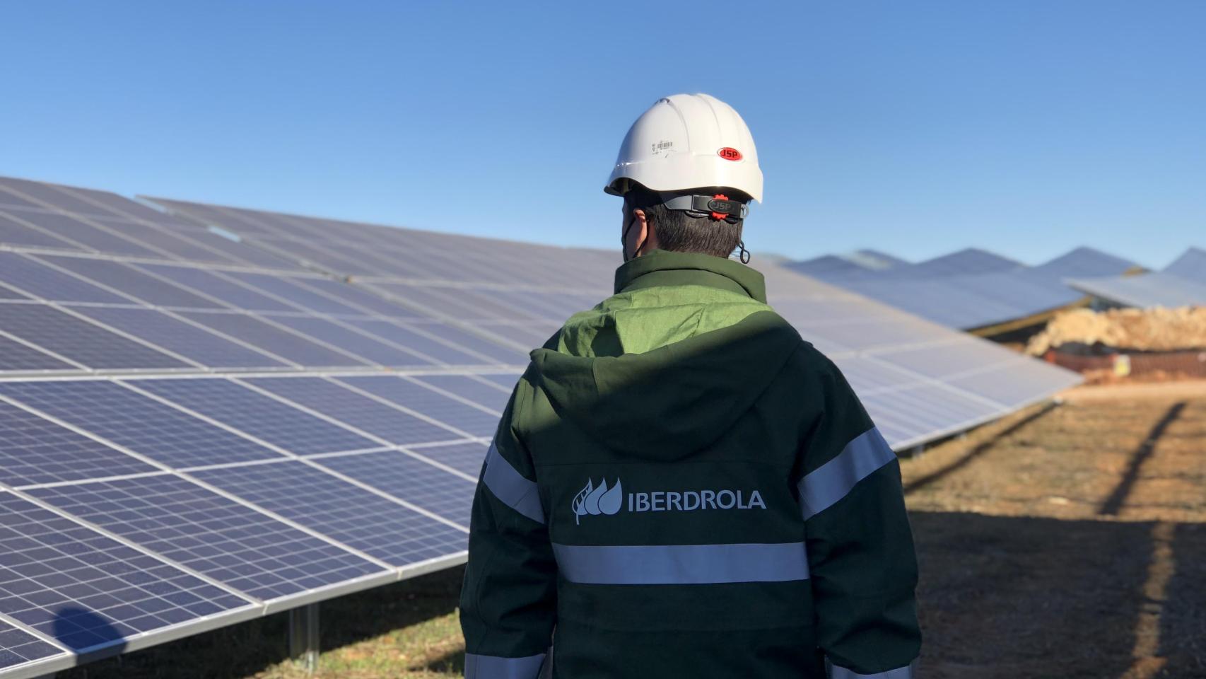 Ekienea es un proyecto fotovoltaico con Iberdrola como socio principal