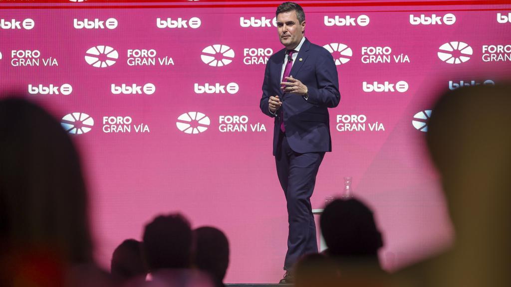 Mikel Jauregi ste miércoles durante la conferencia en el espacio de diálogo Foro Gran Vía sobre la situación y los retos de la industria vasca y sus necesidades en materia energética.EFE/Luis Tejido