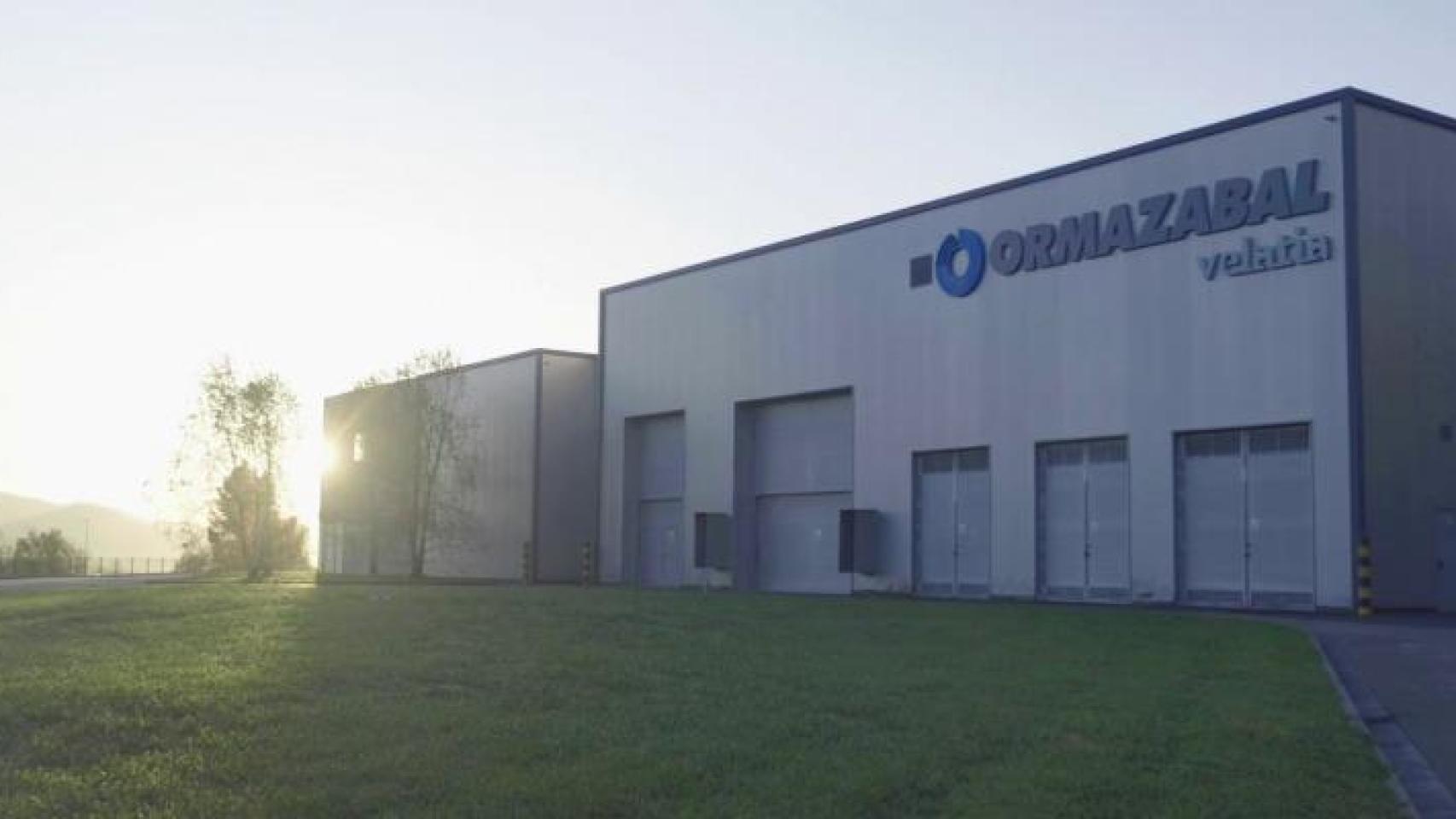 Aislantes Sólidos, del grupo Velatia, firma su primer convenio de empresa para los próximos cuatro años