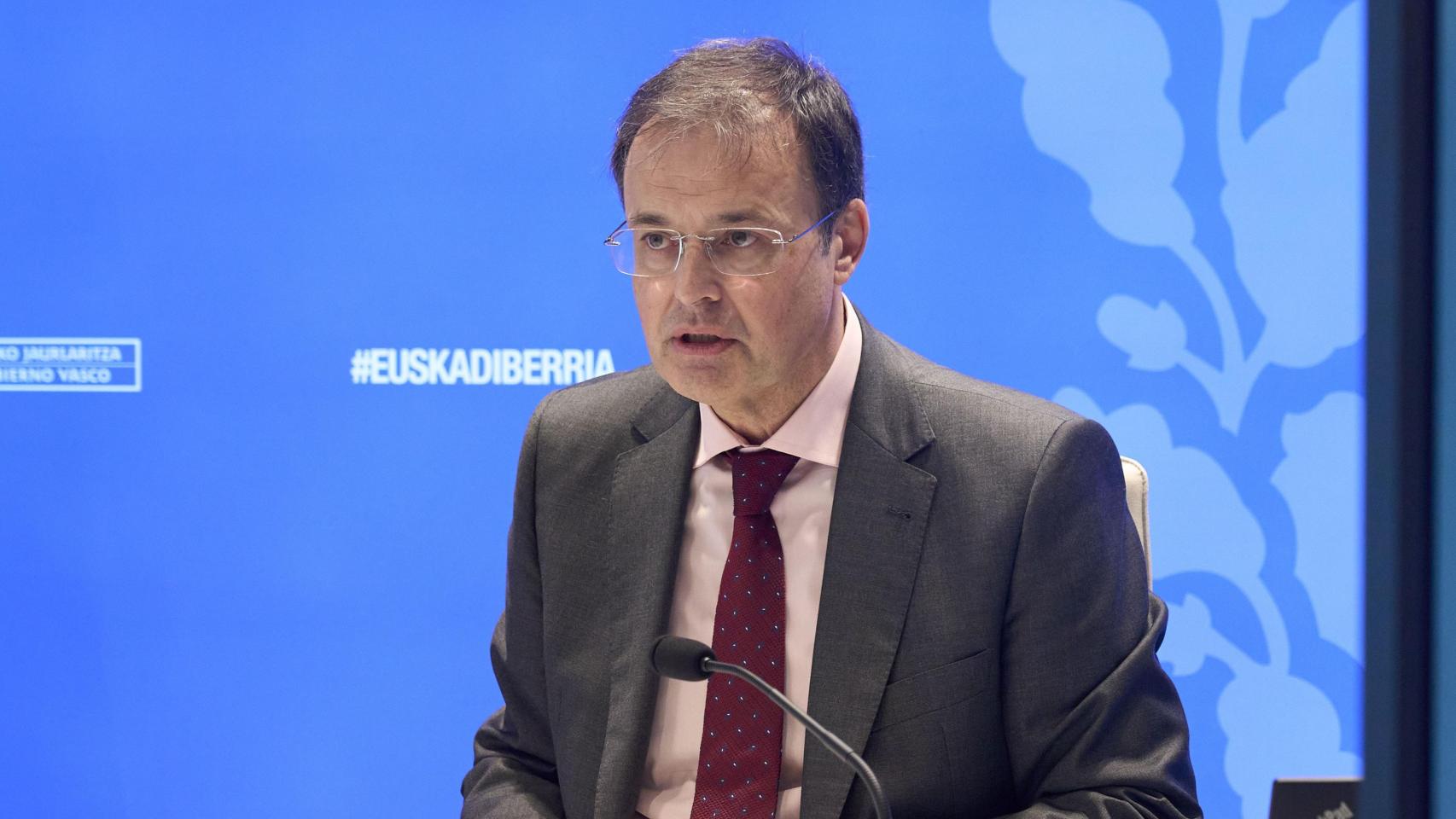 El consejero de Salud, Alberto Martínez