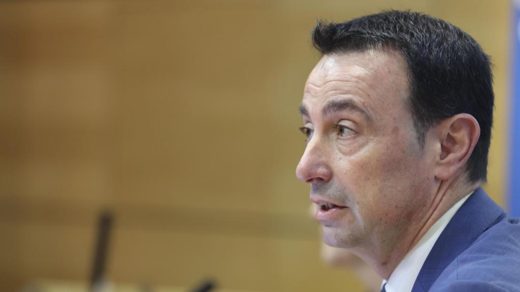 El vicelehendakari y consejero de Economía, Trabajo y Empleo, Mikel Torres