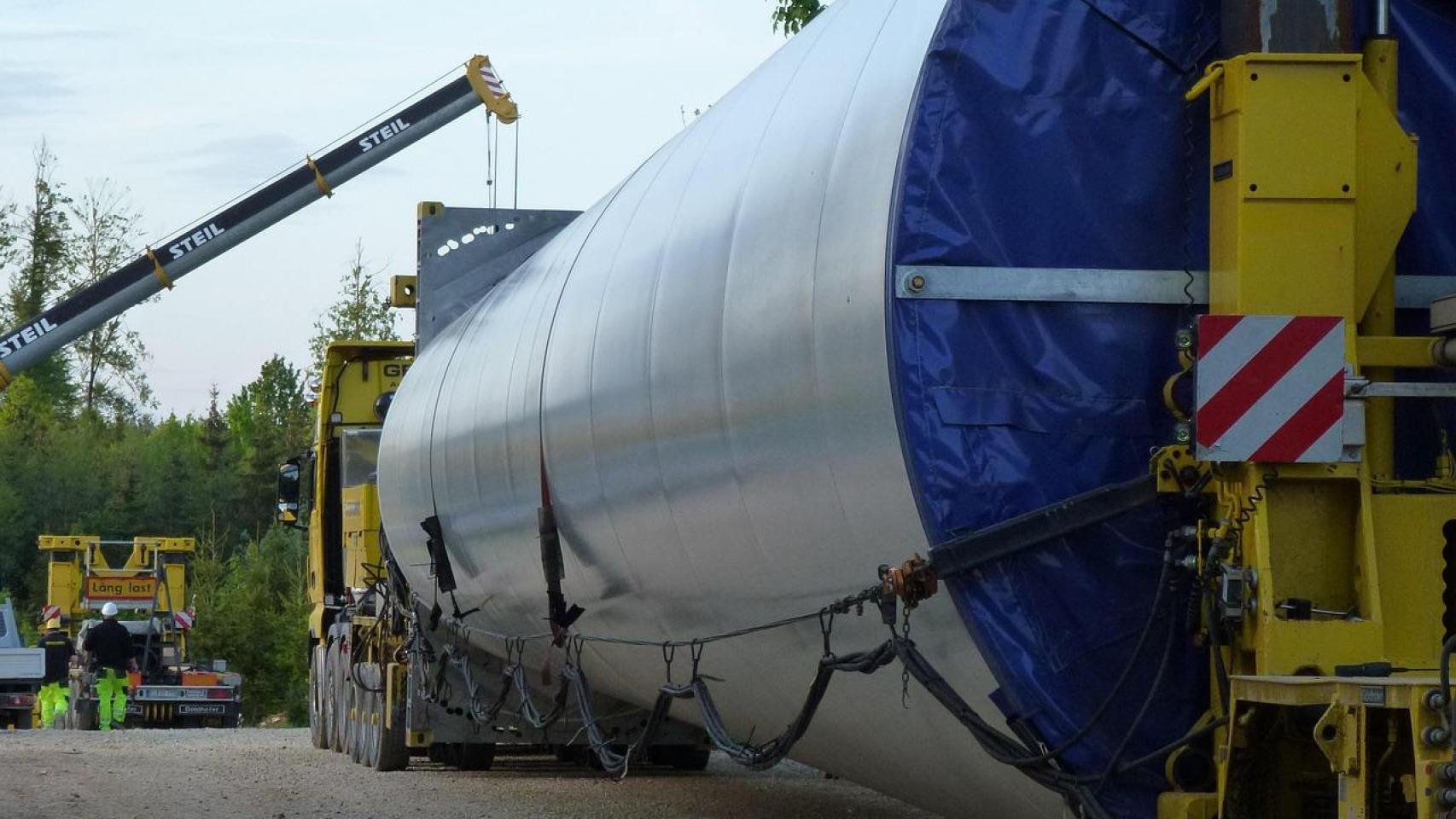 Imagen de archivo de la construcción de un parque eólico