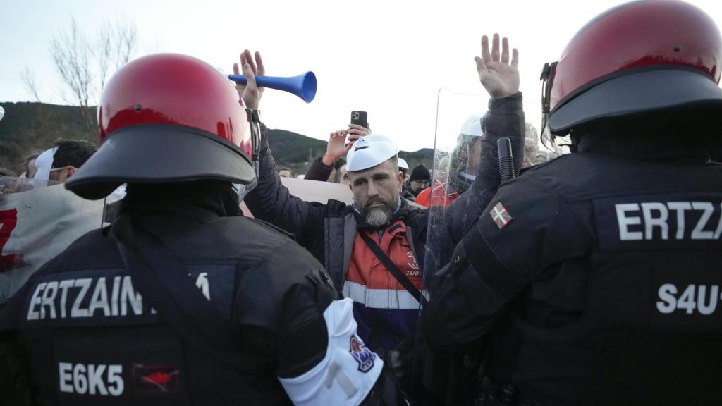 Imágenes de la primera huelga en Tubos Reunidos
