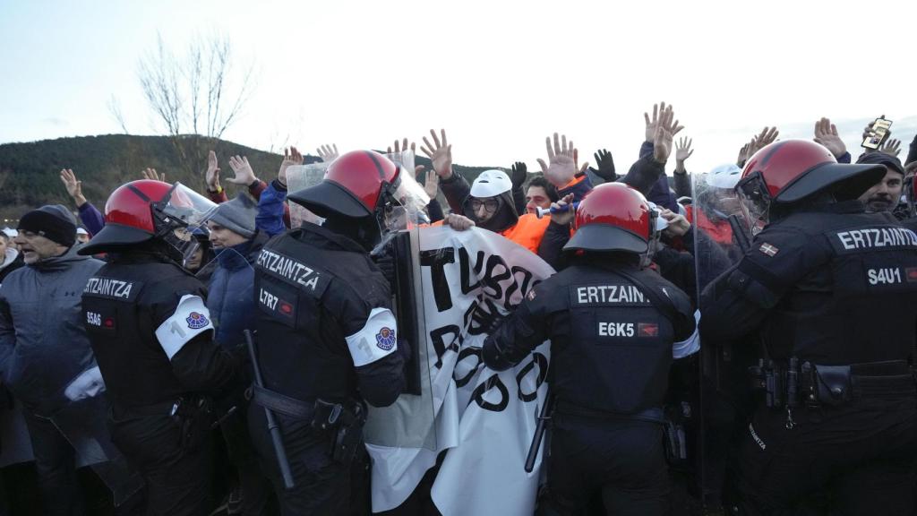 Imágenes de la primera huelga en Tubos Reunidos