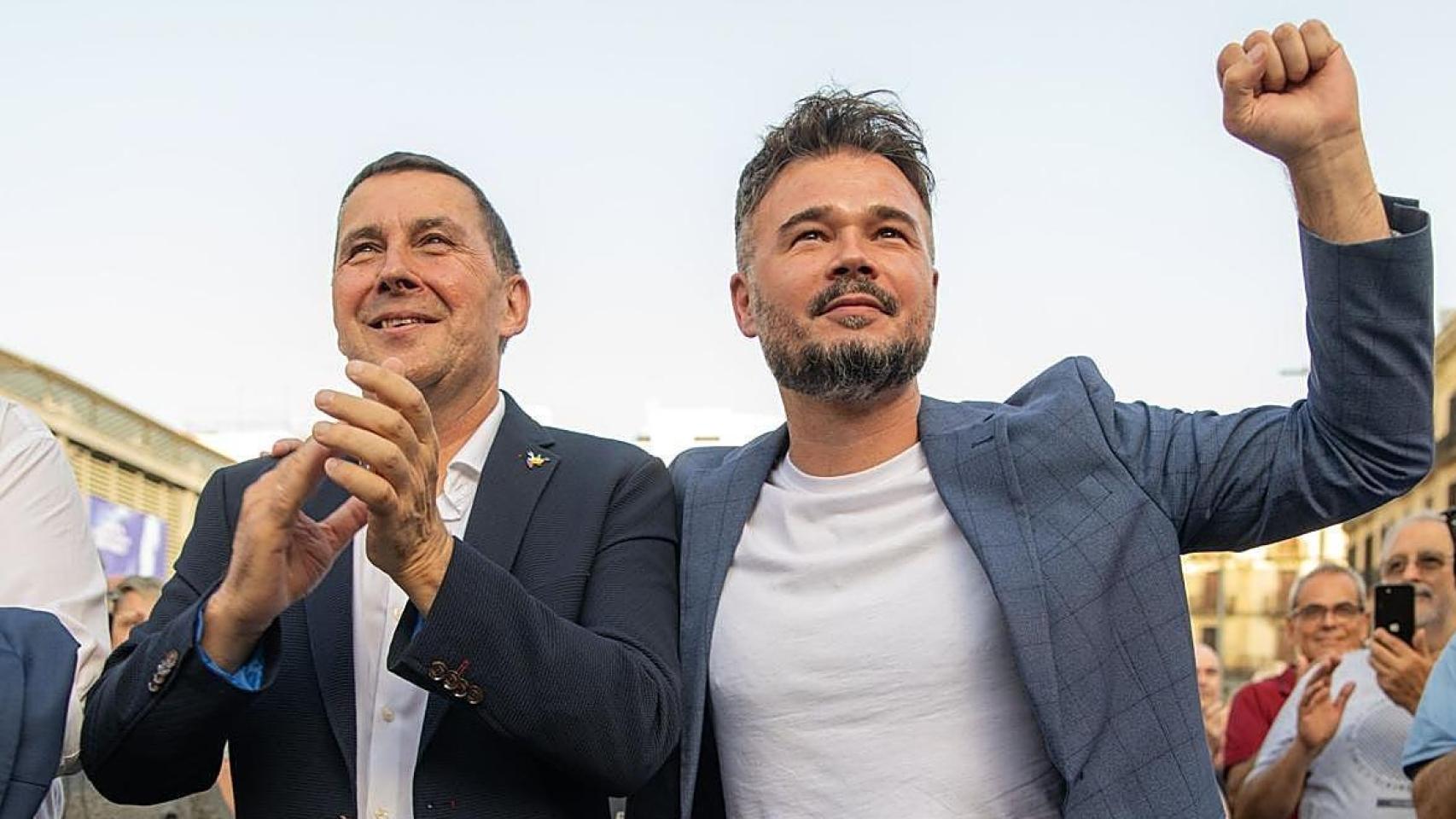Arnaldo Otegi y Gabriel Rufián en un acto conjunto.