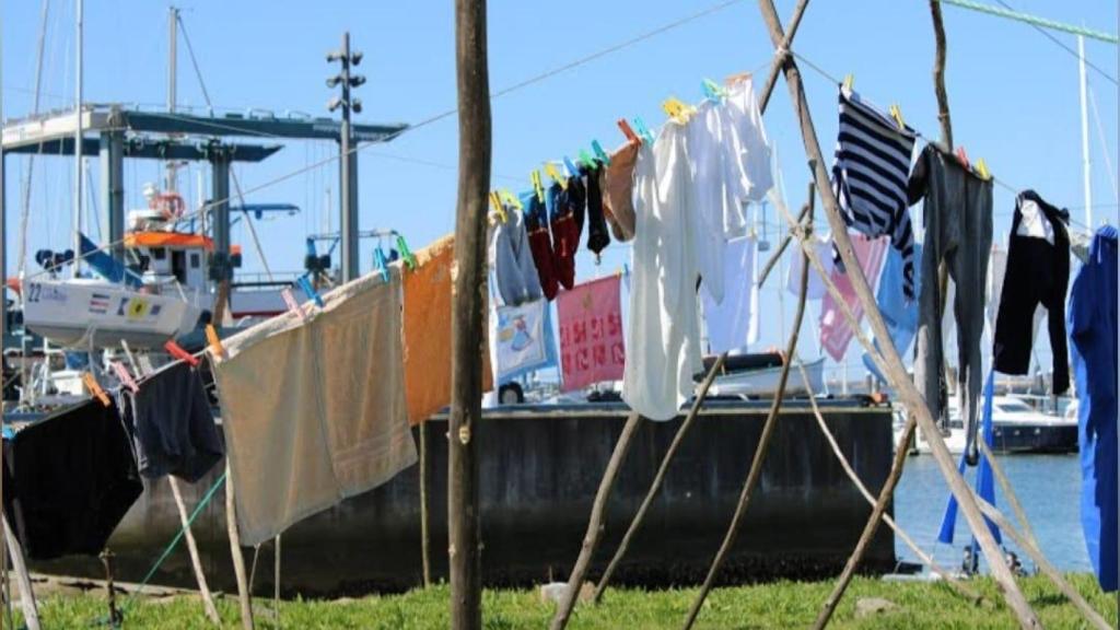 A vida da lavadeira é como a do caracol, de inverno morre com frio e de verão more com sol. El trabajo de las lavadeiras se recoge en la poesía popular portuguesa