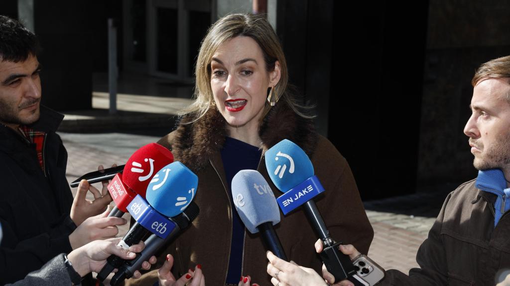 La consejera de Gobernanza, Administración Digital y Autogobierno, María Ubarretxena, tras la reunión