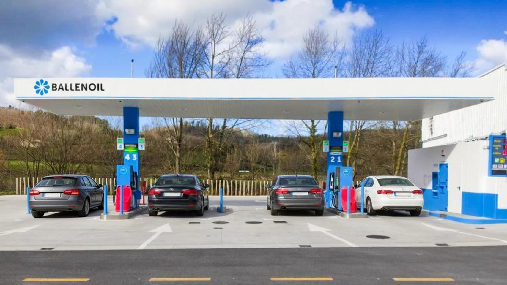 Estación de Ballenoil en Irura.