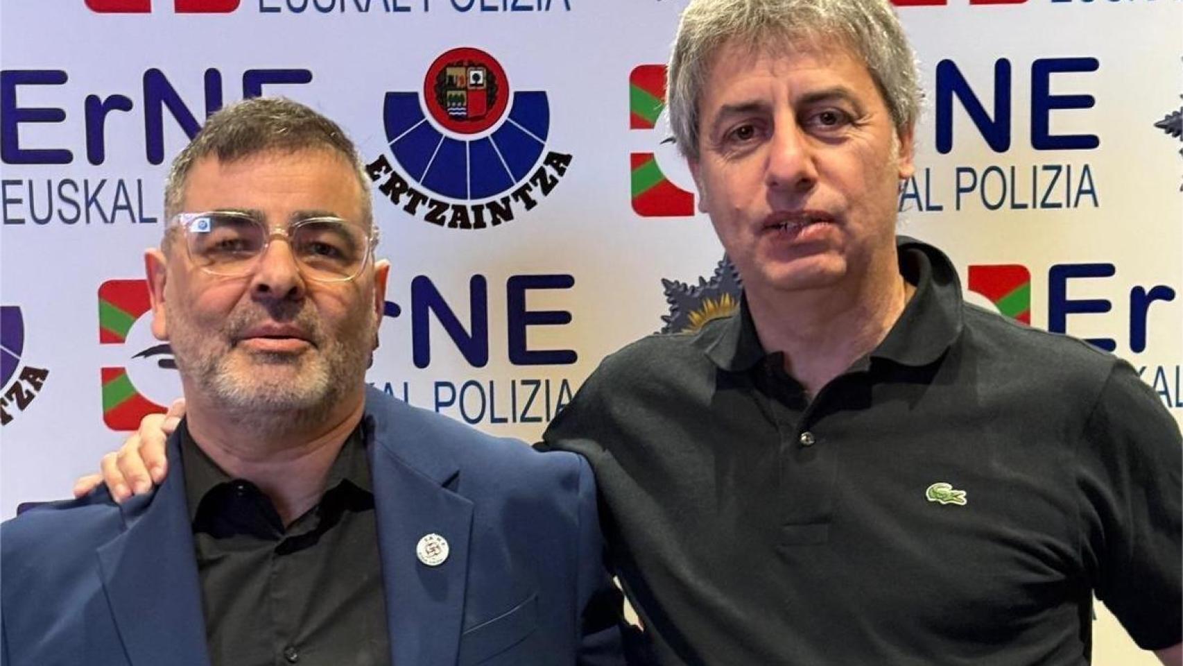 Los reelegidos secretario general de ErNE, Sergio Gómez de Segura, y el secretario de Organización del sindicato, Aitor Otxoa, en el 12º Congreso clasurado en el BEC de Barakaldo