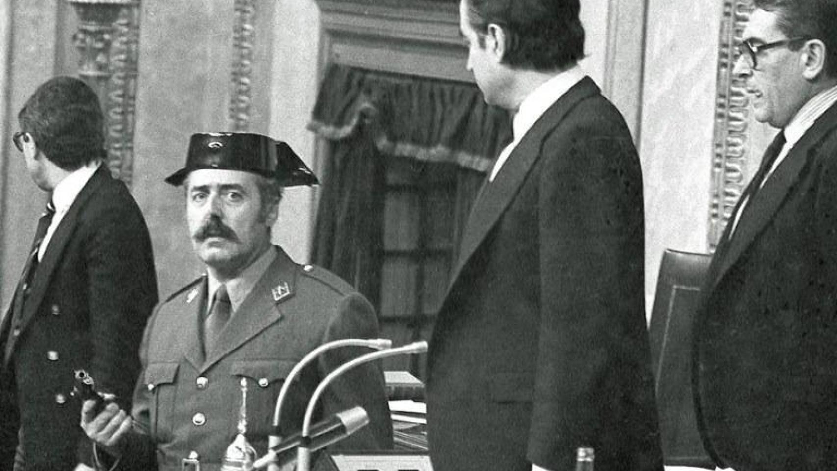 Imagen de archivo del ex teniente coronel Antonio Tejero en el intento de Golpe de Estado del 23F