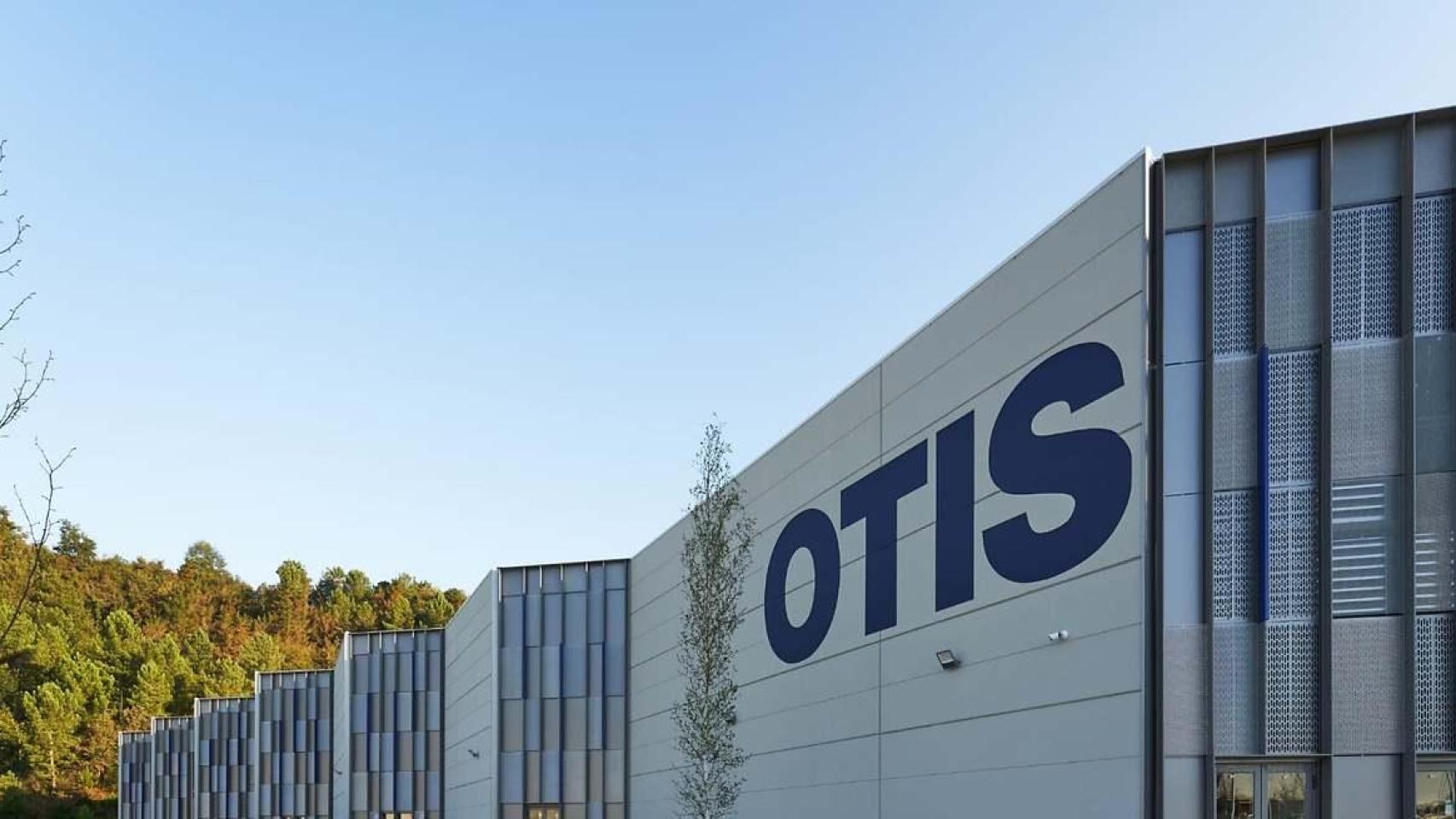 Fachada exterior de la planta guipuzcoana de Otis, en Zubieta.