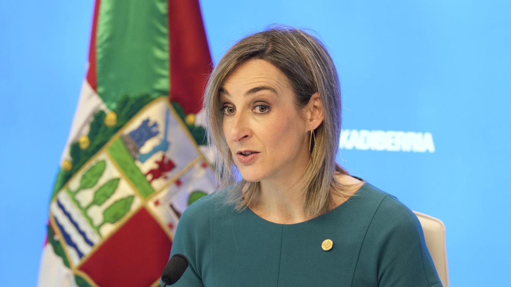La portavoz del Gobierno vasco, María Ubarretxena