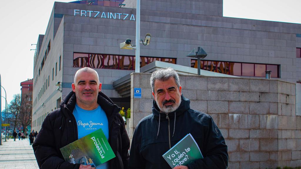 El secretario general y el portavoz de ESAN, Roberto Palma y Unai Garabieta, respectivamente