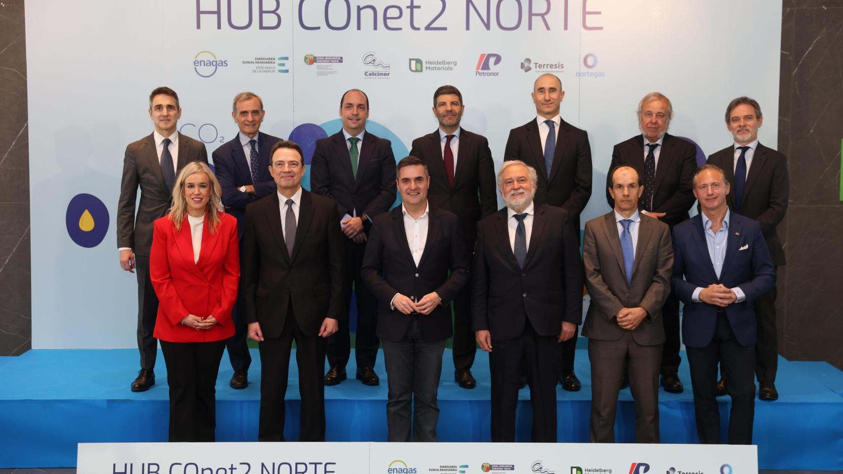 Foto de familia del proyecto para crear un hub de transporte y almacenamiento de CO2