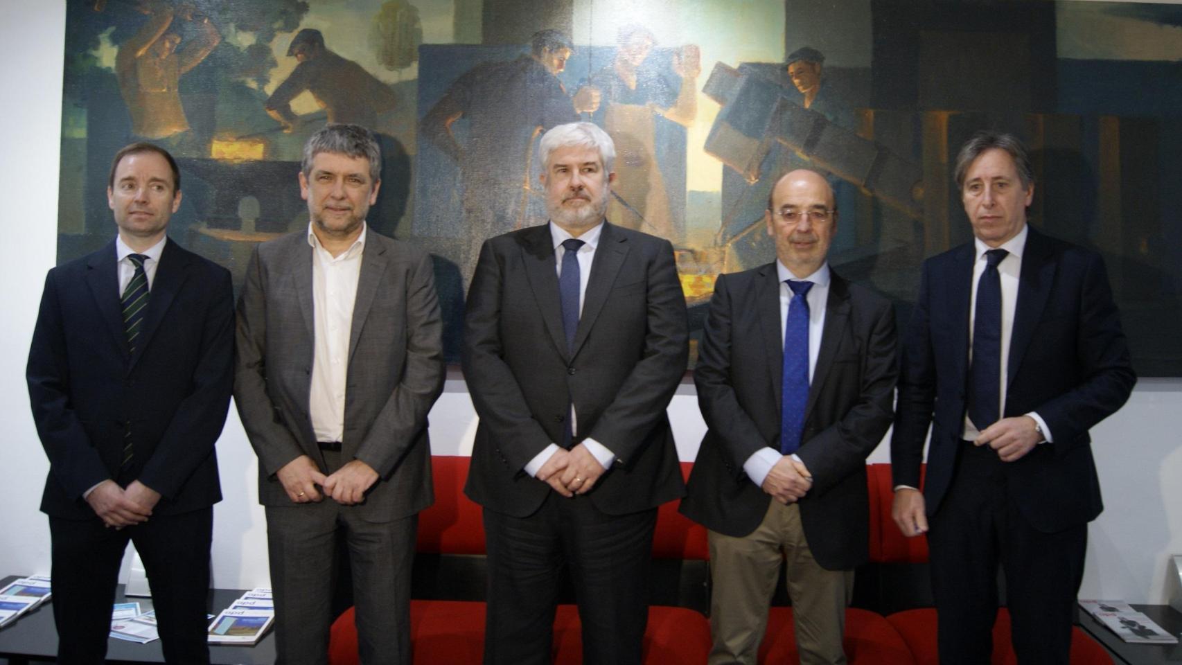 Los responsables de las principales EPSV junto a Ignacio Etxebarria y Juan Alberdi