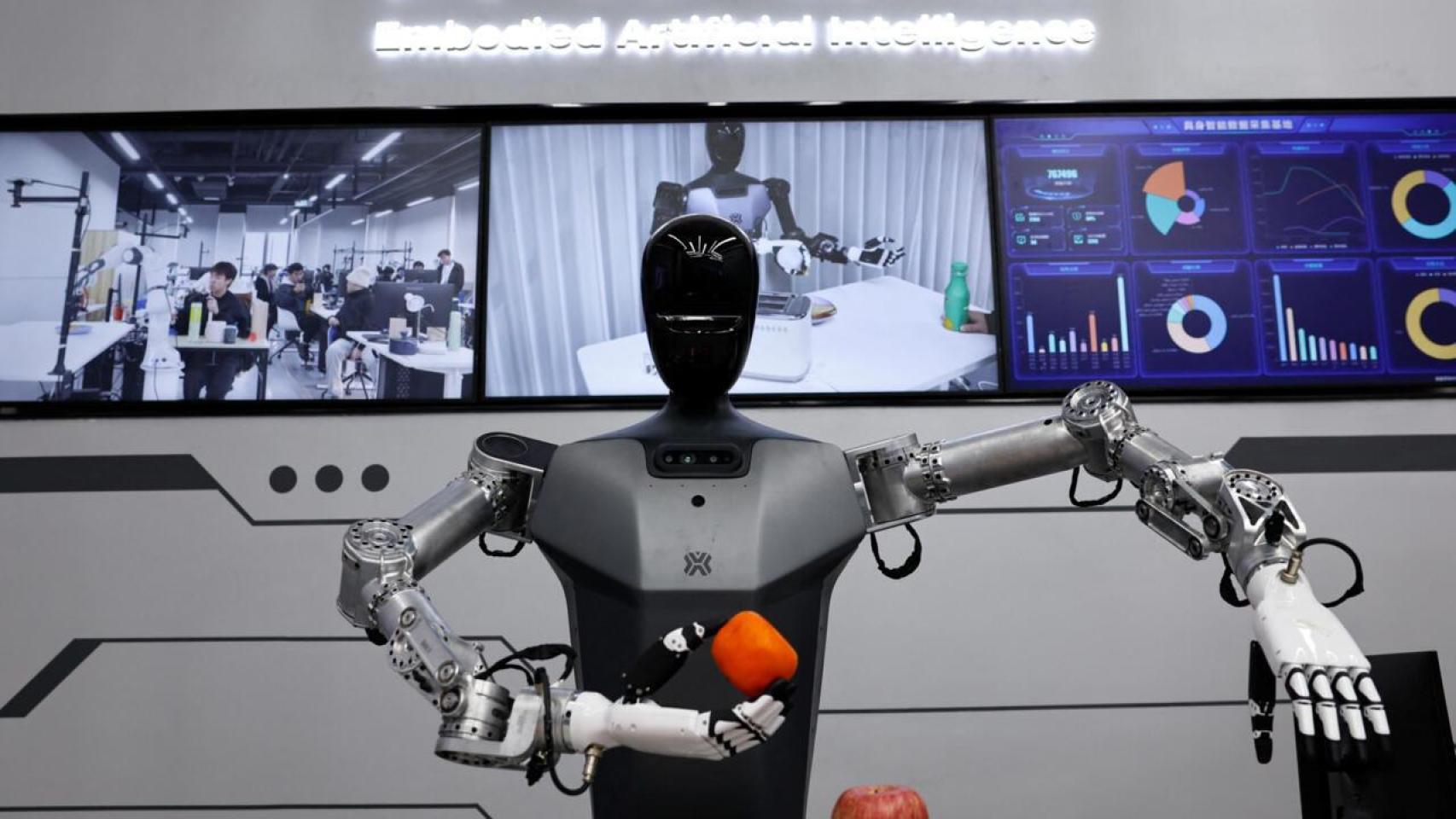 Imagen de archivo de robot humanoide.
