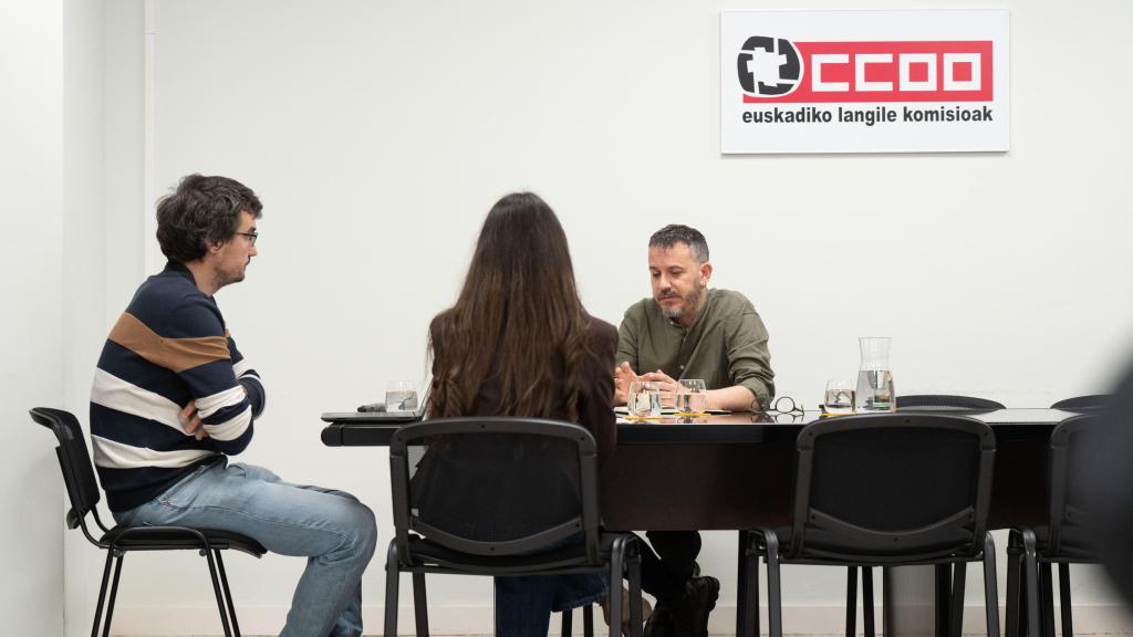 Santi Martínez, secretario general de CCOO Euskadi, recibe a Crónica Vasca